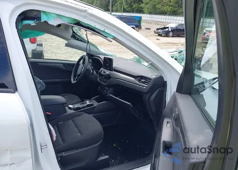 2024 Ford Escape Active z USA, uszkodzony, nr VIN 1FMCU0GN9RUA57947